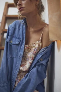 Le Temps des Cerises Veste Chemise En Tencel Neja Bleue-Femme Vestes & Blousons